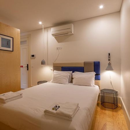 Orm - Almada Balcony Apartment Porto Bagian luar foto