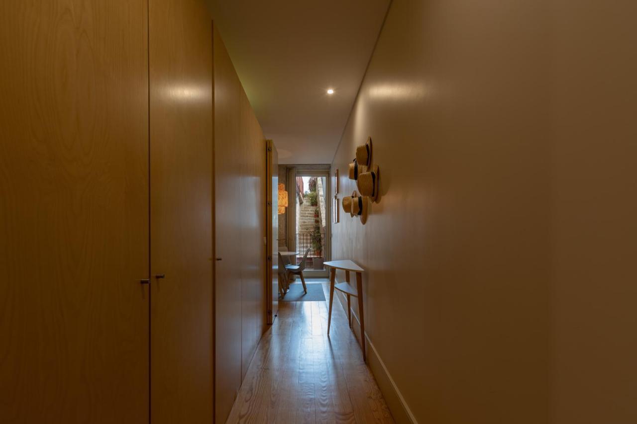 Orm - Almada Balcony Apartment Porto Bagian luar foto