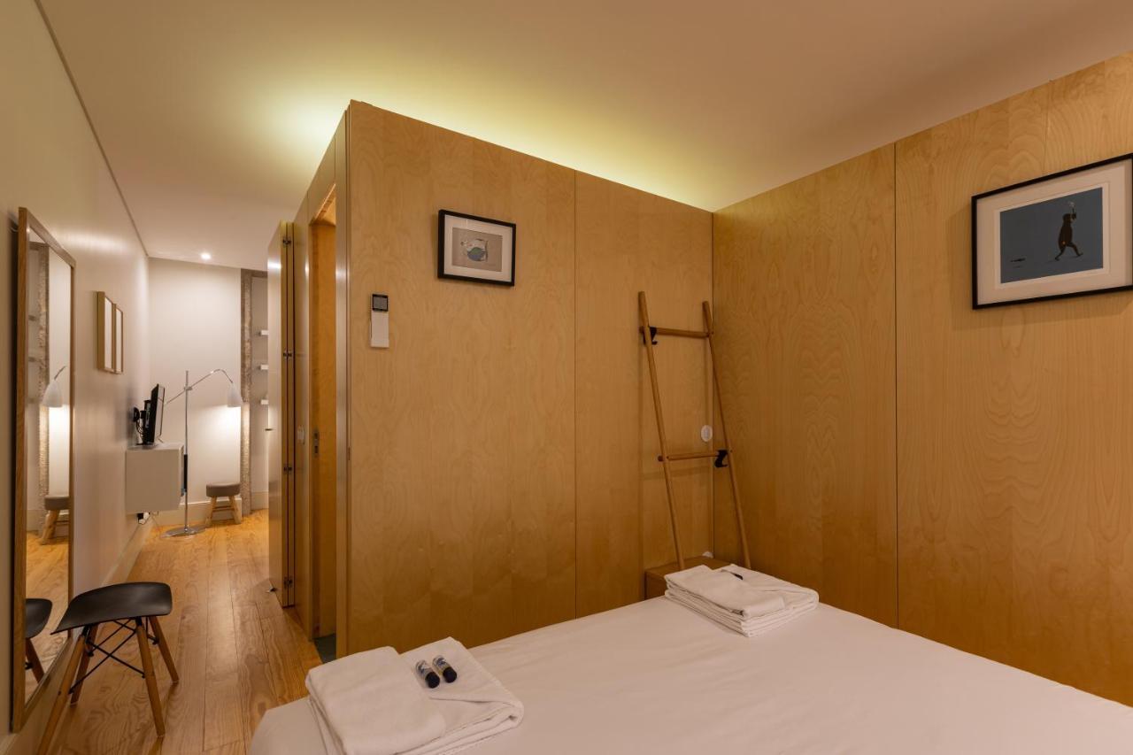 Orm - Almada Balcony Apartment Porto Bagian luar foto